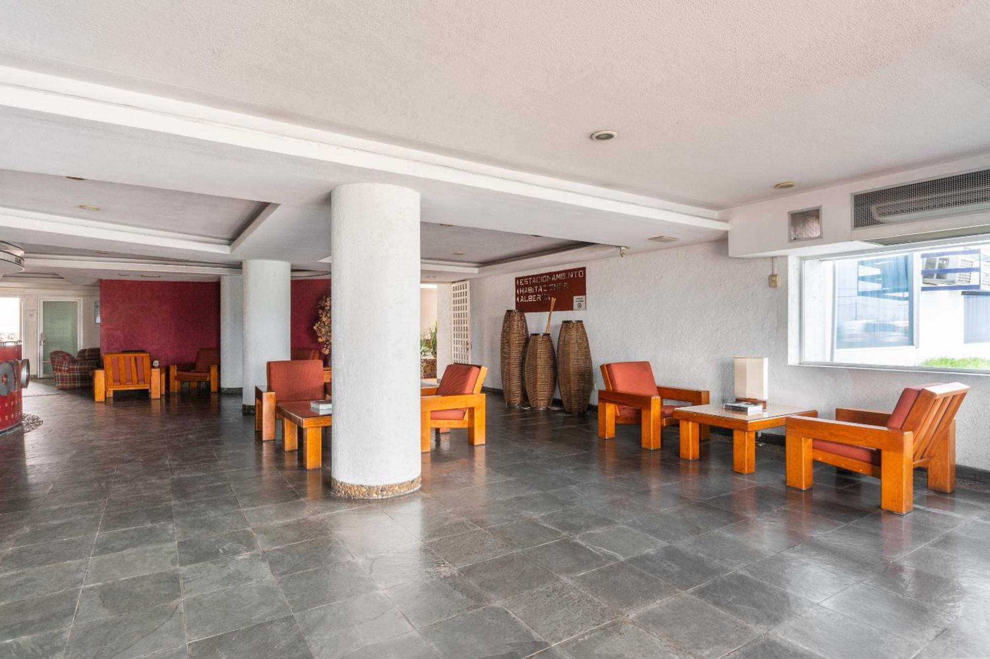 Oyo Hotel Casa Blanca Martinez de la Torre Екстер'єр фото