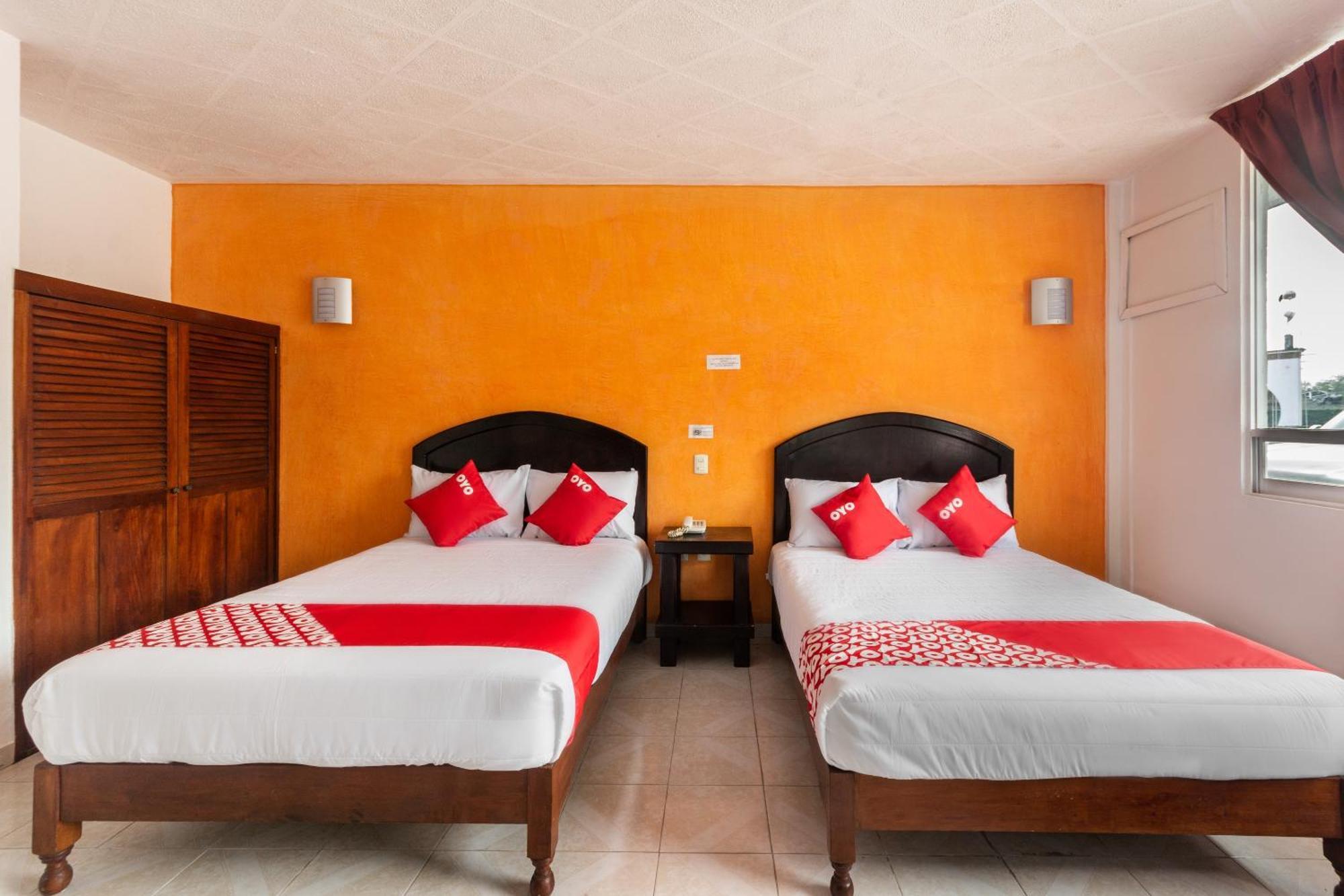 Oyo Hotel Casa Blanca Martinez de la Torre Екстер'єр фото