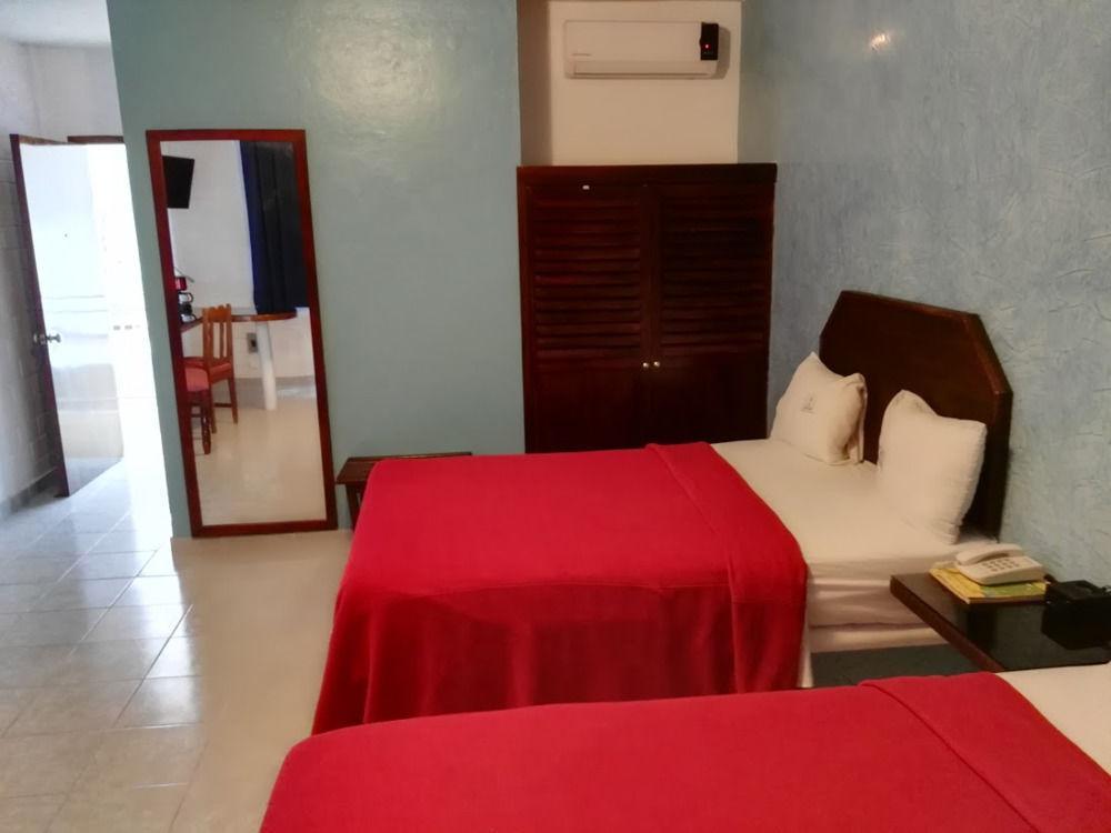 Oyo Hotel Casa Blanca Martinez de la Torre Екстер'єр фото
