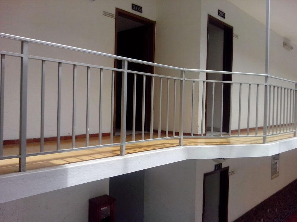 Oyo Hotel Casa Blanca Martinez de la Torre Екстер'єр фото