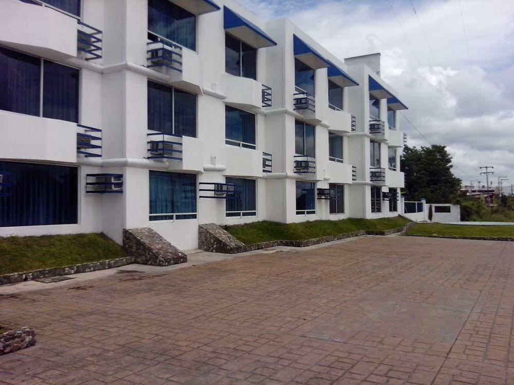 Oyo Hotel Casa Blanca Martinez de la Torre Екстер'єр фото